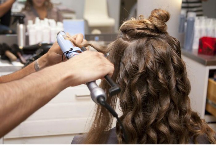 hair curl curling iron professional salon curls done getting use woman pro tips step young her guide too