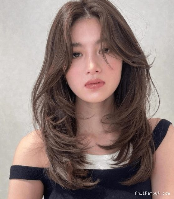 Photo via Bing Images - 10 Inspirasi Model Rambut Layer agar Tampak Lebih Bervolume