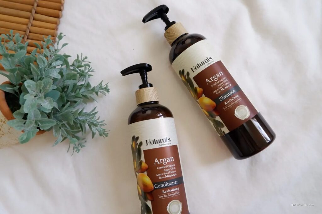 Photo by Frecelynne Roman via Pexels - Perbedaan Sampo dan Conditioner untuk Perawatan Rambut Sehat