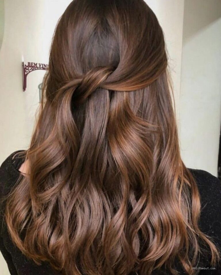Photo via Bing Images - Rekomendasi Cat Rambut Ash Grey Brown Tanpa Bleaching Terbaik