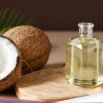Photo by health.detik.com - Manfaat Minyak Kelapa Murni untuk Mengatasi Rambut Beruban di Usia Muda