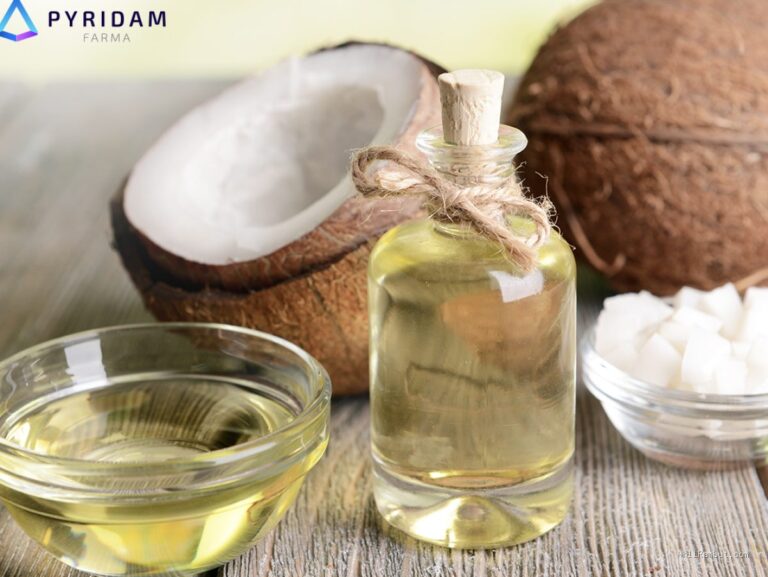 Photo by pyfahealth.com - Panduan Menggunakan Virgin Coconut Oil Sebelum Keramas yang Efektif